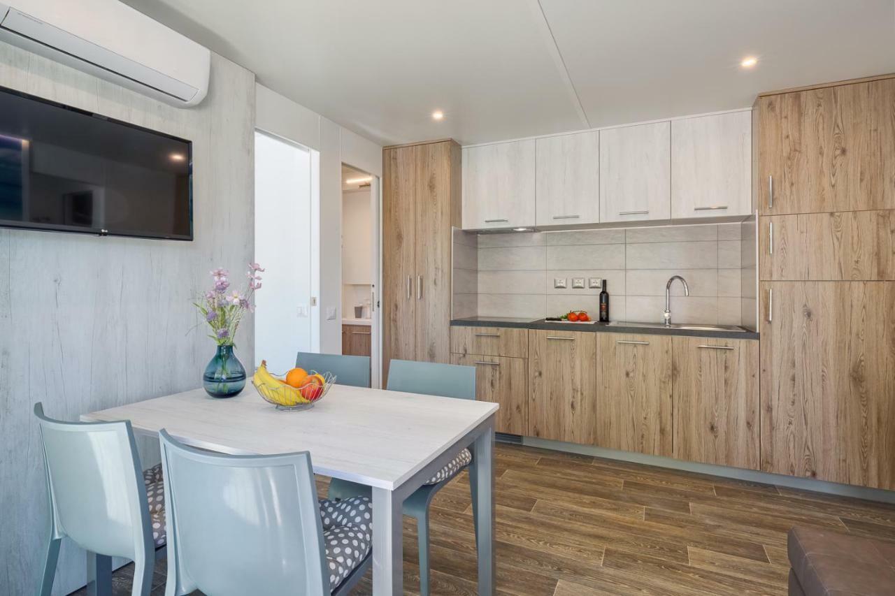 Mobile Homes - Lanterna Premium Camping Resort Tar-Vabriga Kültér fotó