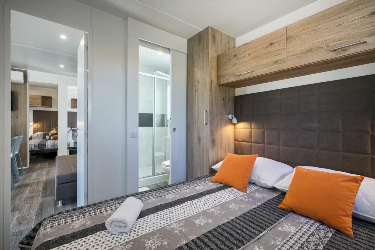 Mobile Homes - Lanterna Premium Camping Resort Tar-Vabriga Kültér fotó